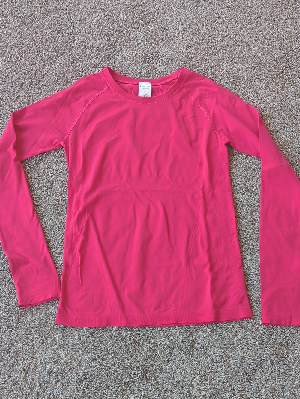 Athleta Momentum Long Sleeve Top - Hibiscus S